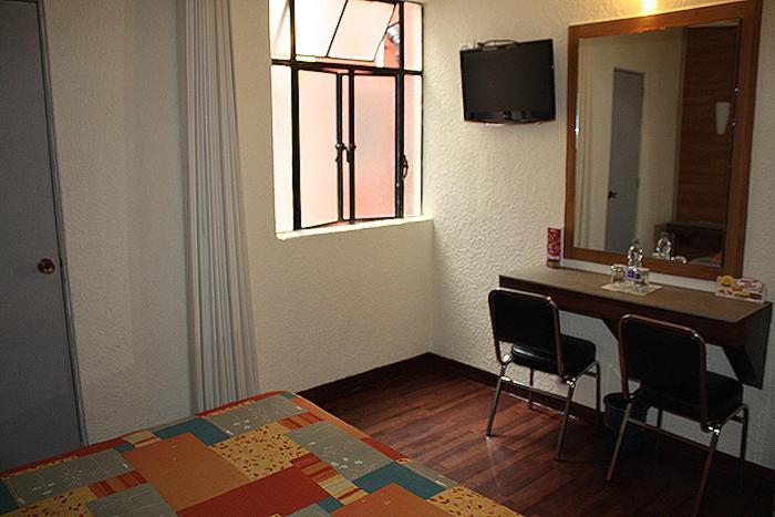 Hotel Ferrol Мексико Сити Стая снимка